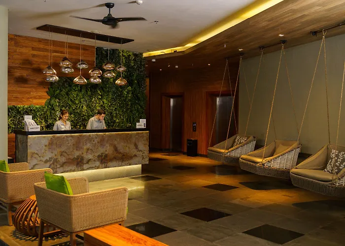 Hotel Fairfield By Marriott Bali South Kuta