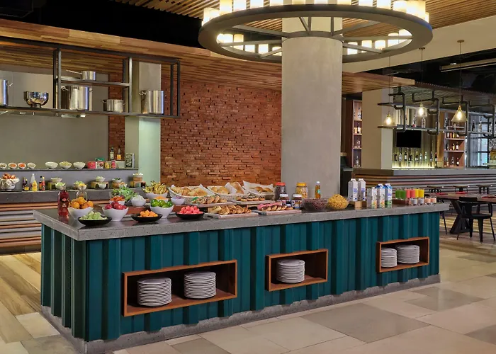 Fairfield By Marriott Bali South Kuta Hotel 4*