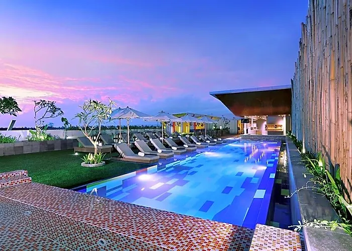 Fairfield By Marriott Bali South Kuta 4*