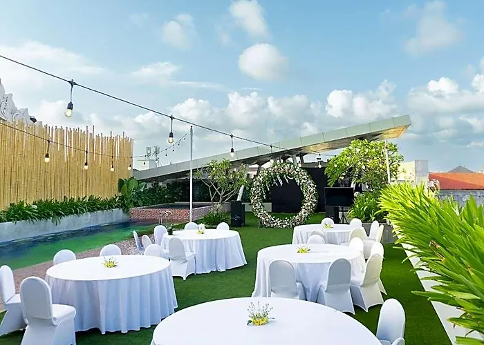 Hotel Fairfield By Marriott Bali South 4*