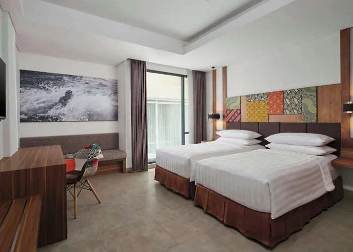 Отель Fairfield By Marriott Bali South